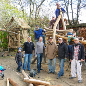 Aufbau unseres neuen Klettergerüsts vom 08. – 10.11.2013