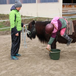 Reiten tut der Kinderseele gut – Brucker Bürgerstiftung unterstützt Integrationskindergarten Villa Kunterbunt mit großzügiger Spende Reiten tut der Kinderseele gut – Brucker Bürgerstiftung unterstützt Integrationskindergarten Villa Kunterbunt mit großzügiger Spende